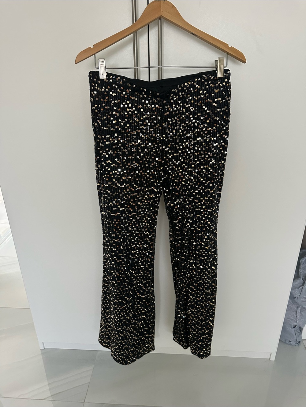 SHEIN Black Lined Garment with Care Label